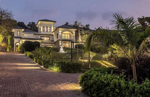 Candolim Villa | Lavender Villa by BasilStays