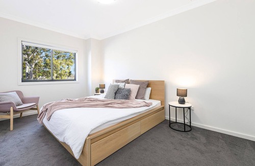 Ermington House | Lavish Modern Home Close to Sydney Olympic Park & Parramatta CBD