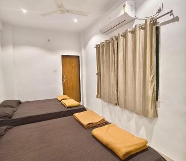 Akalkot House | Laxmi Residency