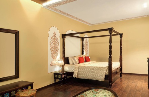 Vadodara Hotel | Laxminarayan Palace Hotel by ROHL