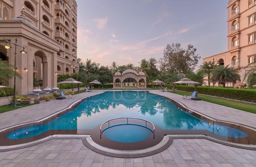 Vadodara Hotel | Laxminarayan Palace Hotel, Vadodara by Royal Orchid Hotels