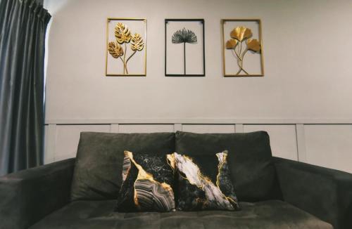Ijok Apartment | Le-Gris, Homestay Puncak Alam Free WIFI & Netflix!