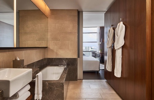 Petaling Jaya Hotel | Le Méridien Petaling Jaya