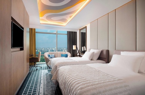 Dhaka Resort | Le Meridien Dhaka