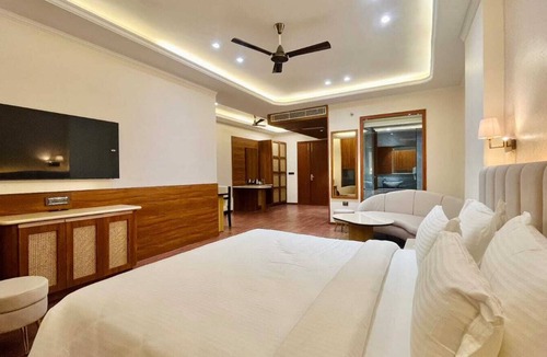 Dehradun Resort | Le OVAL Hotel & Resorts
