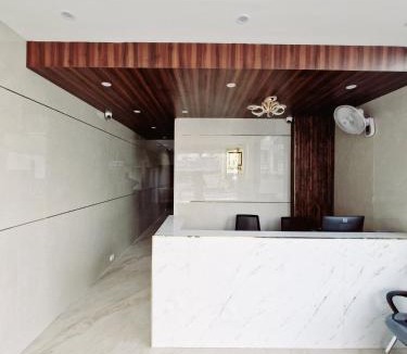 Udumalaipettai Hotel | Le Royal Suite