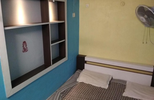 Varanasi House | Leela Guest House