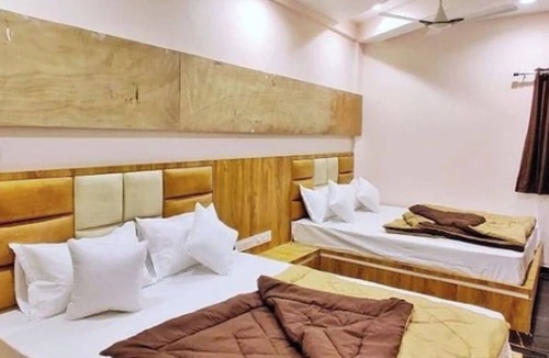 Ambaji Hotel | Leela Residency Ambaji