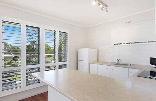 Bilinga Apartment | Legacy 1 - Bilinga/North Kirra Beachfront - Min. 3 Night Stay!