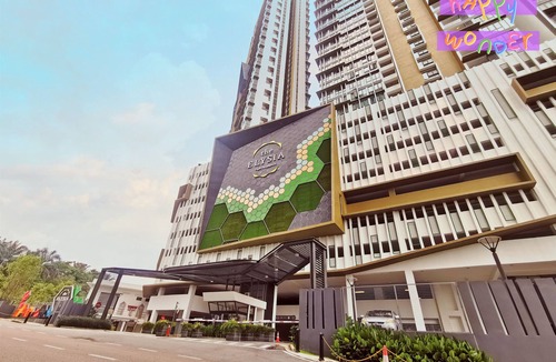Medini Apartment | Legoland 3mins drive @Joyful Delight Families Suite -1-8pax -Pool Garden View