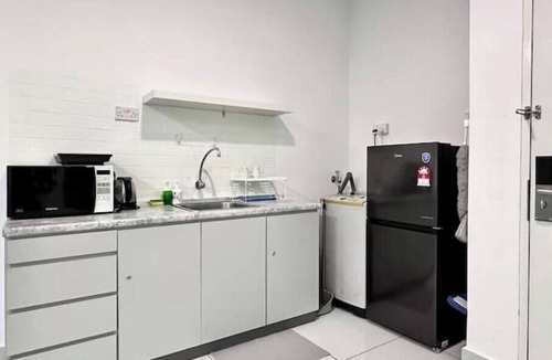 George Town Apartment | Leisure 1Bedroom Balcony Suites Gurney
