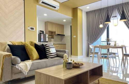 Maluri Apartment | Lemon Loft 2BR | Opposite MyTown | Near TRX + MRT