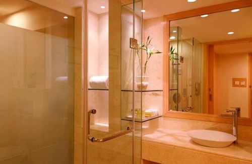 Banjara Hills Hotel | Lemon Tree Hotel Banjara Hills