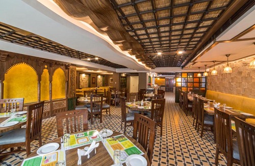 Srinagar Hotel | Lemon Tree Hotel Srinagar