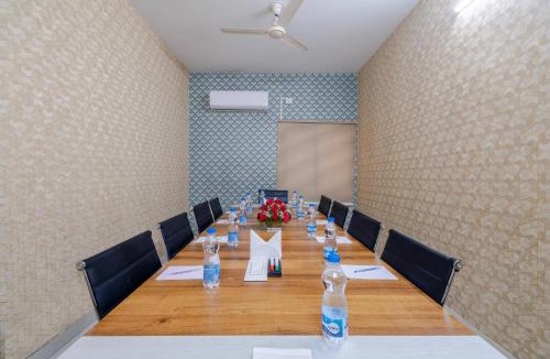 Kukatpalli Hotel | Lemonridge by Monday Hotels Kukatpally