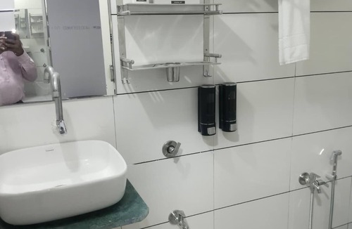 Sanand Hotel | Lexora Hotel