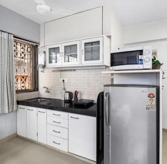 Ranwar Apartment | Lilou Stylish Studio in Bandra W by SquareOne Stays