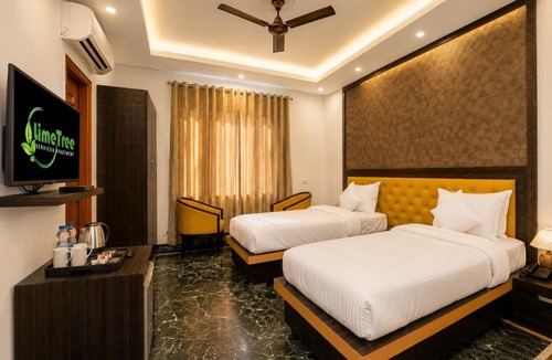 Sushant Lok Bed & Breakfast | Lime Tree Hotel Huda City Centre - Gurugram, Sector 29
