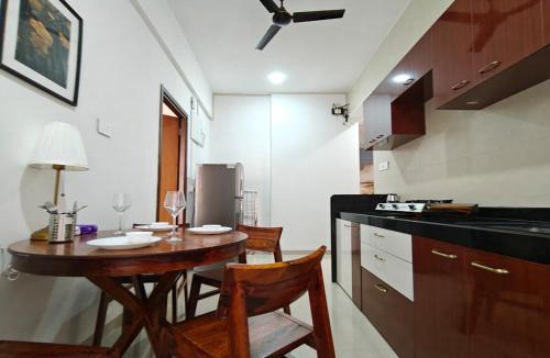 Dadar Apartment | Lite Stays - Dadar West