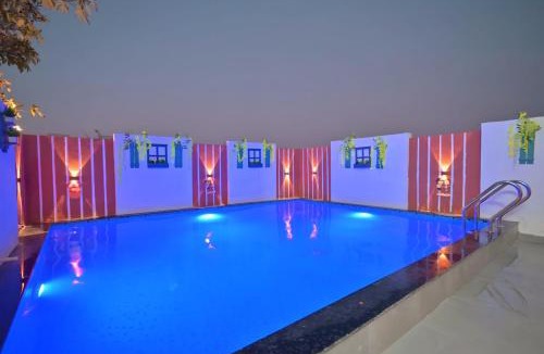 Malavli Villa | ll EMPYREAN STAY ll THE LOVE SHAKE ll 2BHK ll AC ll PRIVATE POOL ll BACHELORS FRIENDLY ll