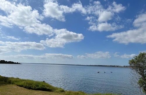 Eagle Point House | Located on the world-famous Silt Jetties