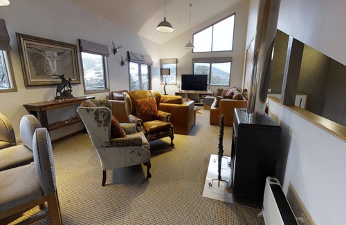Perisher Valley Apartment | Lodge Chalet 26 - Deluxe Apartment