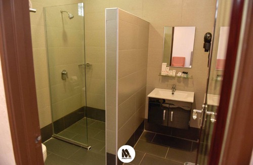 Bandar Penawar Hotel | Lotus Seaview Beach Resort