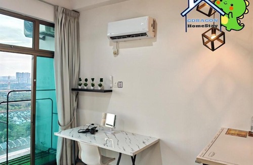 Taman Mount Austin Apartment | Lovely Studio City View Balcony Palazio Mount Austin by GDRAGON HomeStay