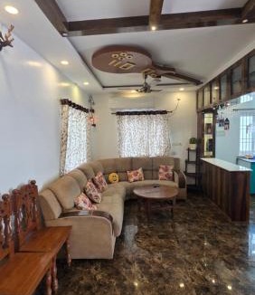 Manali House | Lucky garden inn