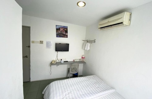 Taman Pelangi Hotel | Lucky Hotel