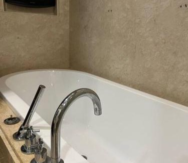 Seri Tanjung Pinang Apartment | Lucky Waterfront at Straits Quay Seaview or Non