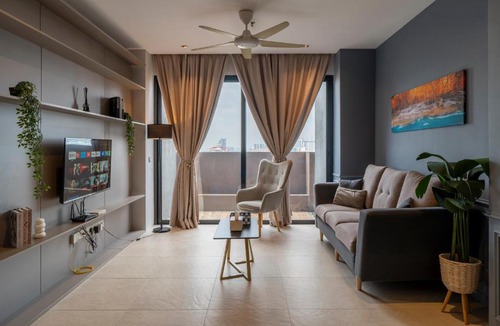 Tropicana Apartment | Lumi Tropicana by Livora Haus