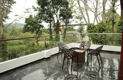Yercaud Hotel | Lumiere Point Yercaud