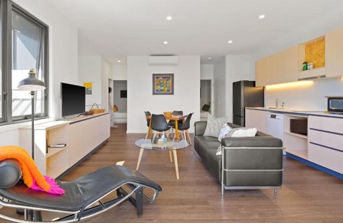 Kirribilli Apartment | Luna Glow - Harbourside Escape near Sydney's Icons