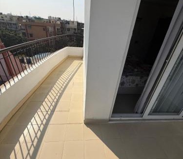 Indirapuram Apartment | Luxe 3BHK Retreat