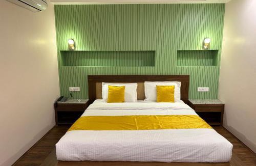Srinagar Hotel | Luxe Haven Residency