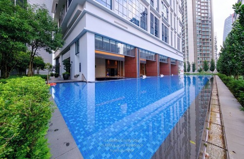 Golden Triangle Condo | Luxe Spacious 2BR Condo KLCC 600mbps Full Furnish by La Gente Sdn Bhd