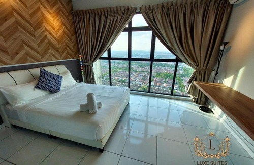 Bukit Indah Hotel | Luxe Suites at Skyloft