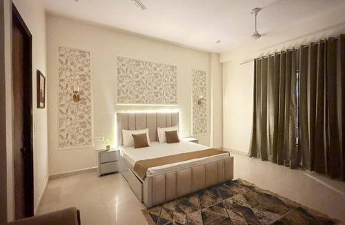 Ghaziabad Villa | Luxe Villa