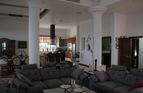 Si Rusa House | Luxery Bungalow At Seaside Port Dickson water only 10 m away, beach 1 km