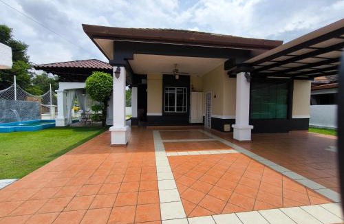Baru Sikamat Villa | Luxpro Private Pool Bungalow Seremban