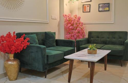 Gurugram Apartment | Luxury 1BHK Retreat near golf course rd & metro