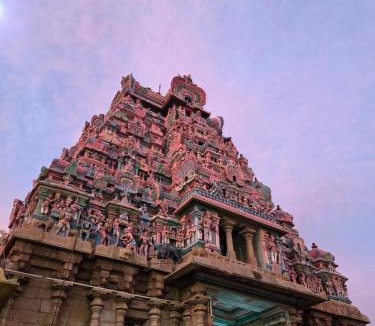 Srirangam Apartment | Luxury 2 bhk, 3 min walk from Srirangam temple, FF1