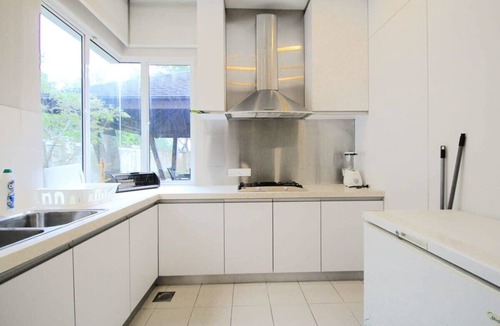 Cheras House | Luxury 4BR Oasis with Gazebo, Your Perfect Retreat