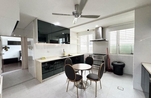 Ampang Villa | Luxury 6BR Smart Home Villa 4KM to KLCC Private Pool
