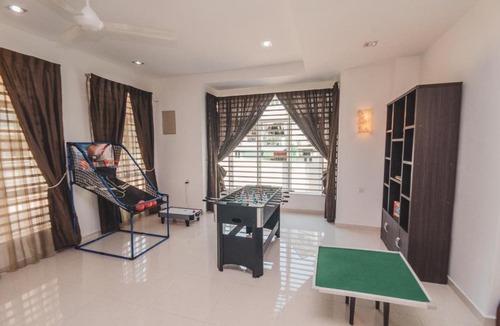 Tanjung Tokong House | Luxury Bungalow BBQ 25Pax 豪华舒适洋房 GeorgeTown 5500sf
