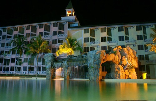 Desaru Apartment | Luxury Condo 3 Bedroom Apartment - Desaru Beach