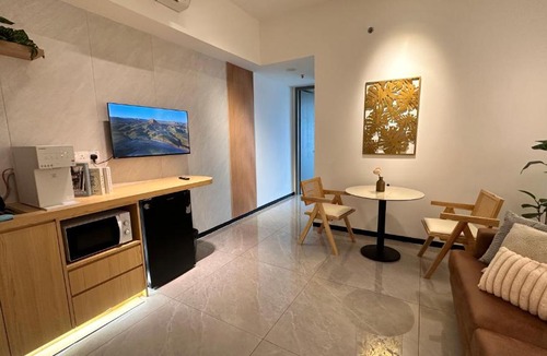 Likas Apartment | Luxury, Cosy Seaview 1 bed Suite near SICC, Cuckoo