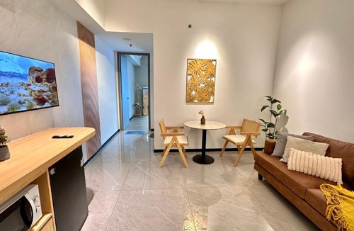 Likas Apartment | Luxury, Cosy Seaview 1 bed Suite near SICC, Cuckoo