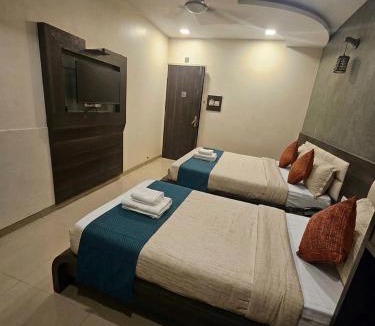 Sakinaka Hotel | Luxury Hotel Addoree Palace - Near Mumbai Airport